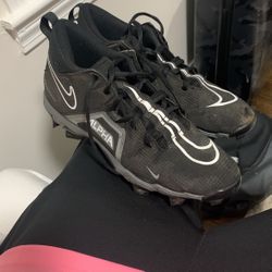 Alpha Cleats