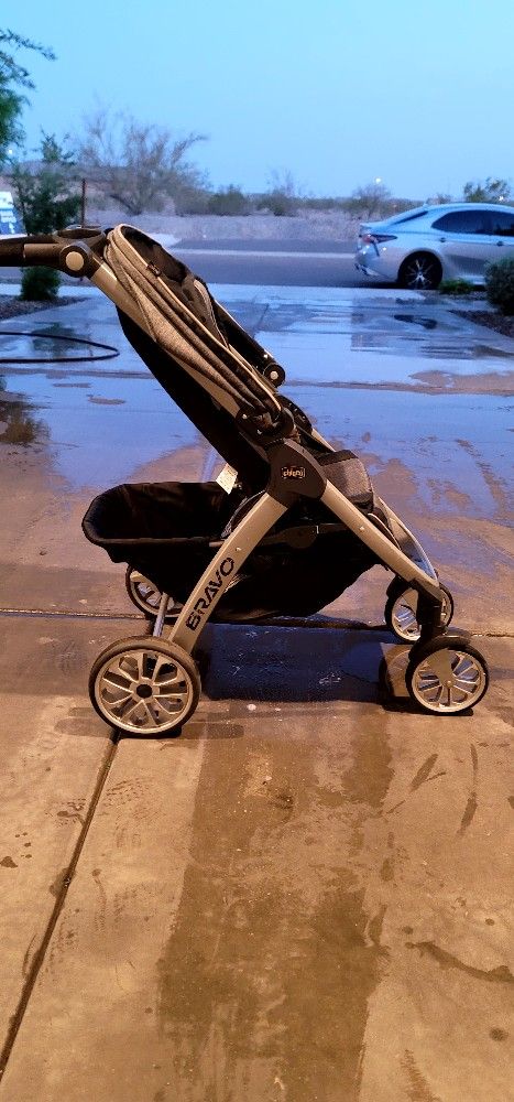 CHICCO BRAVO STROLLER