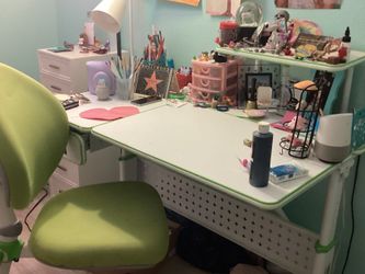 Apex Desk with Chair For Kids
