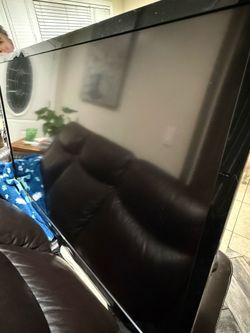 75” TV