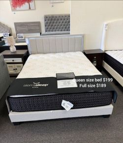 Queen size bed LED (light grey wool fabric )