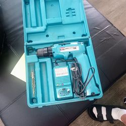 NICE DRILL SET