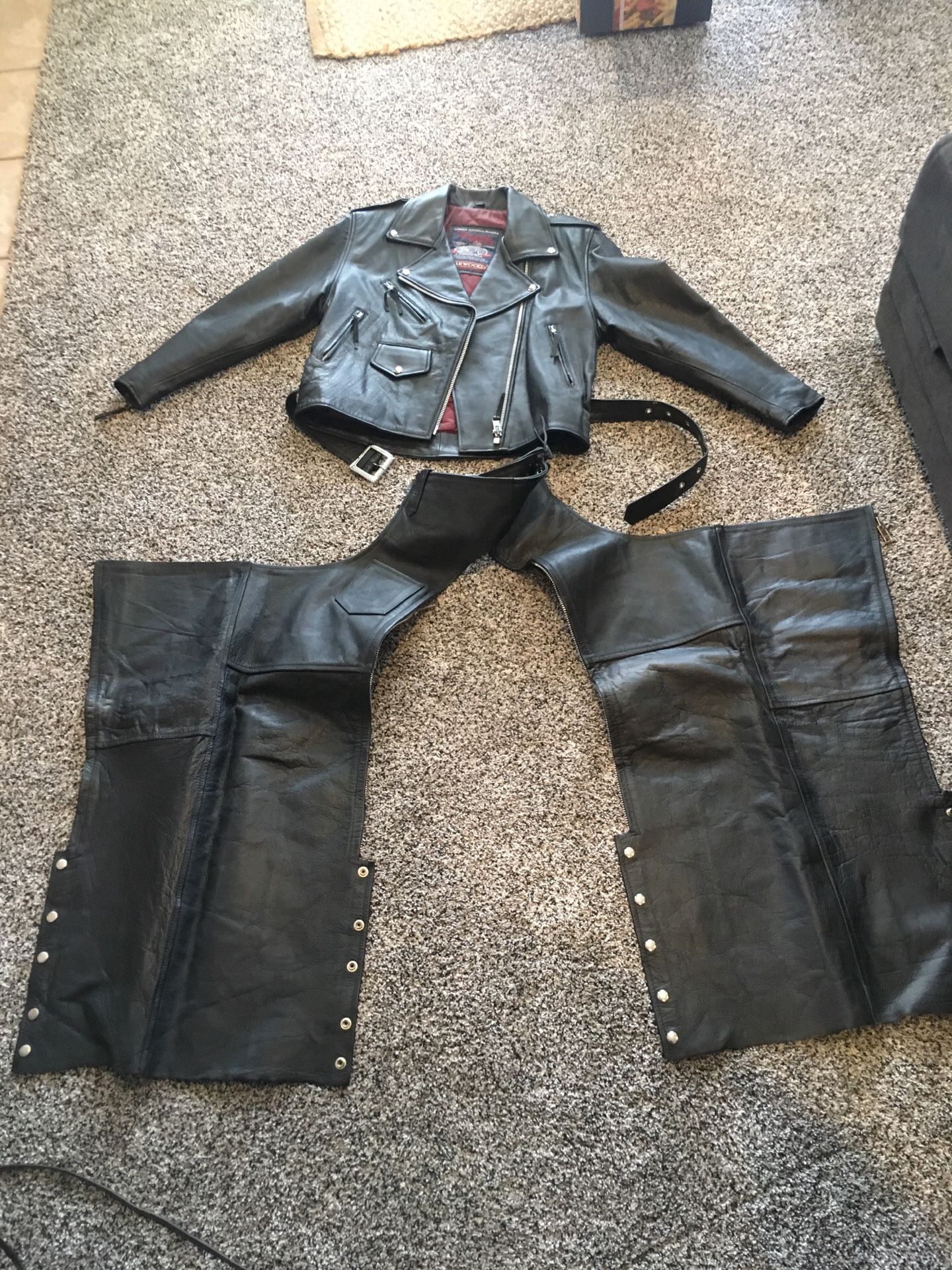 Women’s %100 Leather Motorcycle Jacket and Chaps