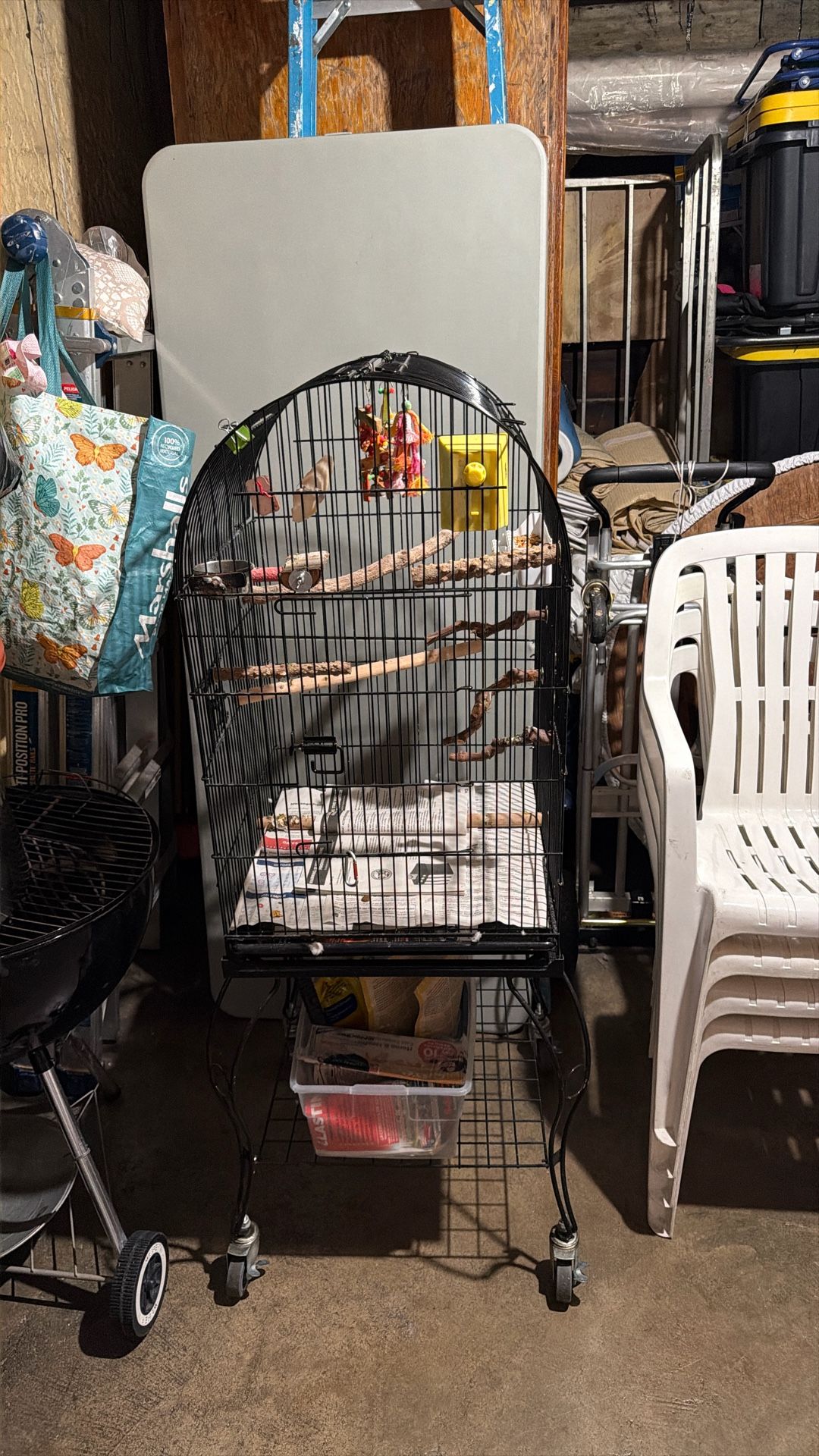 Used Bird Cage | Outdoor wheels