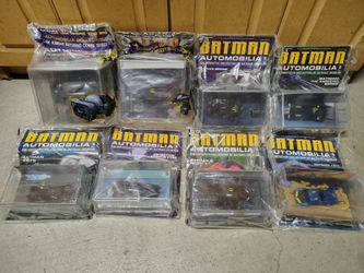 EAGLE MOSS BATMOBILE AUTOMOBILA: Lot of 8 Cars, Brand New.