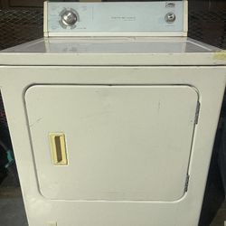 Gas Dryer Good Condition 3 Months Warranty Delivery Aviable 