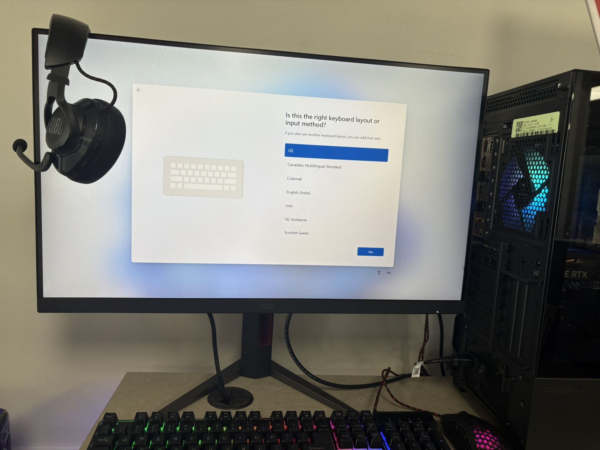 Gaming PC + Monitor + 4060 graphics card + mouse + keyboard + headset *GREAT DEAL