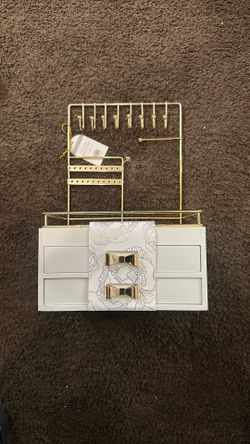 Jewelry Holder