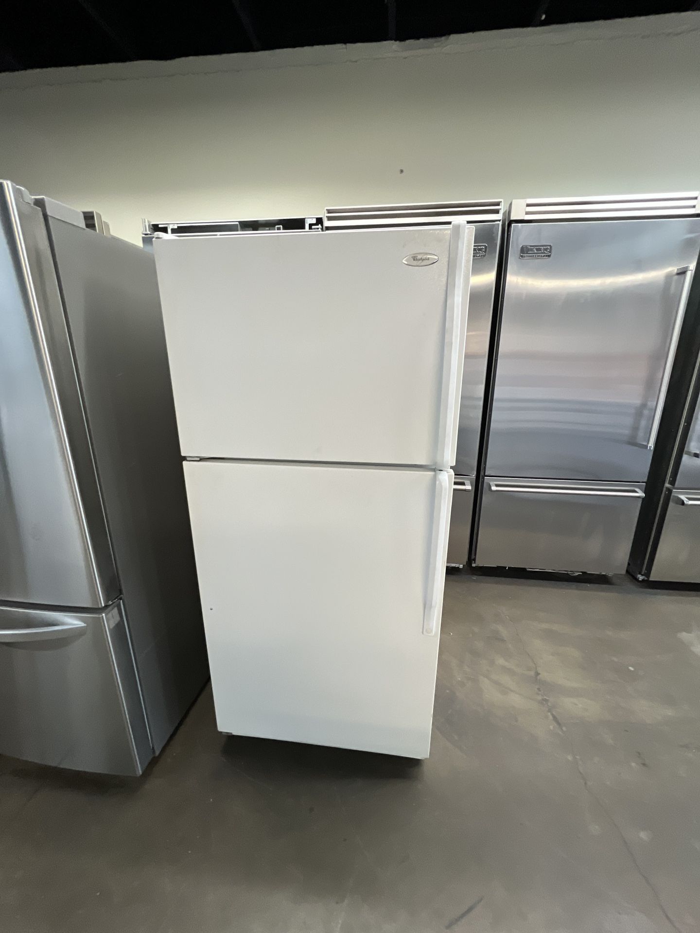 Whirlpool Apartment Size Top Freezer