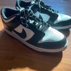Nike Dunk Low Retro Size 9.5