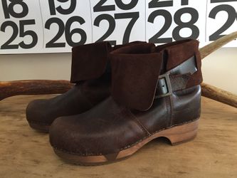 Brand New Sanita Lexi Clogs Ankle Boots for Sale in Snoqualmie WA OfferUp