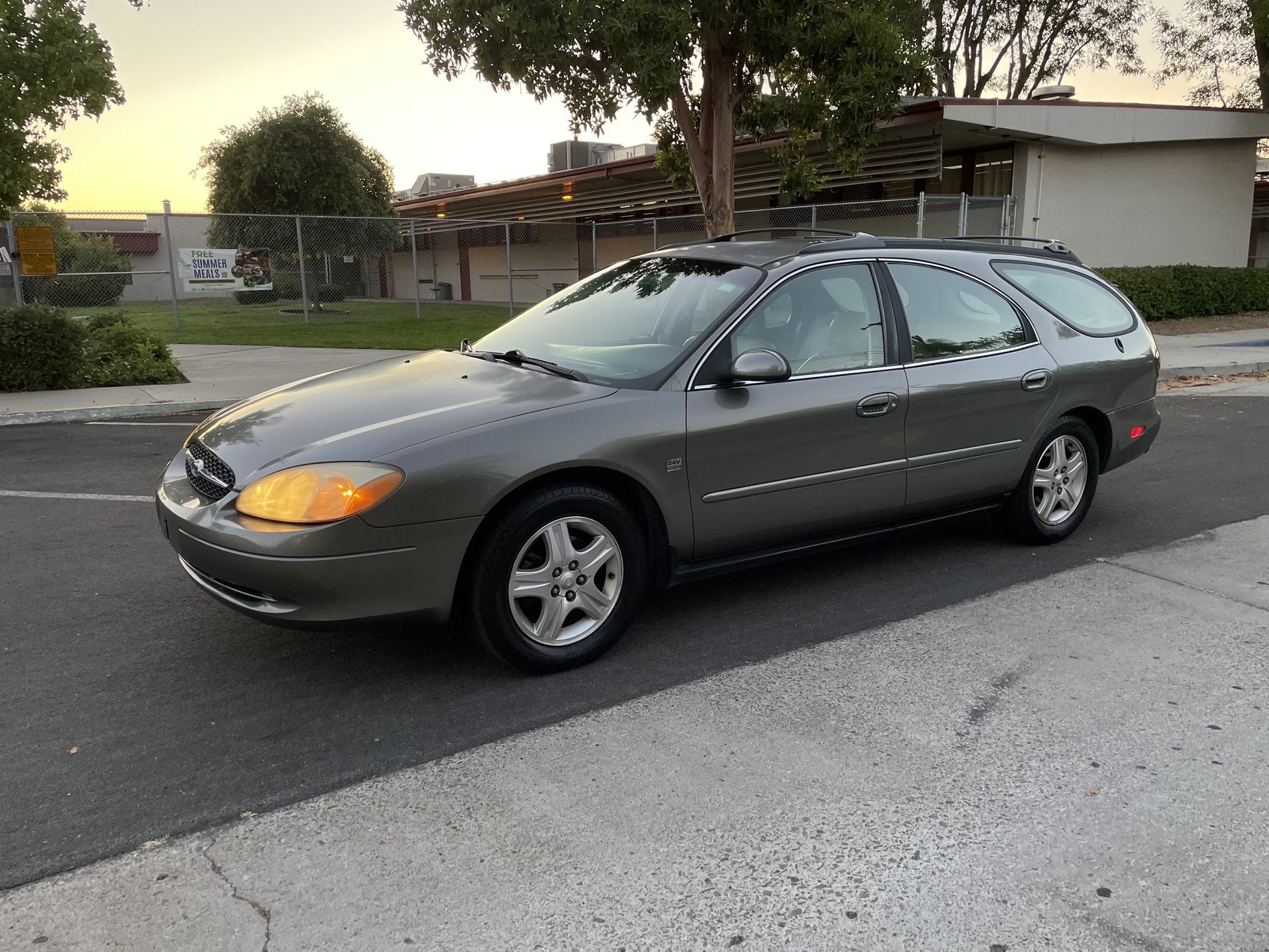 2002 Ford Taurus Wagon