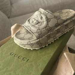 Gucci Slides