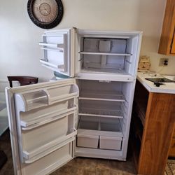 Whirlpool Apt Size Refrigerator Clean $150