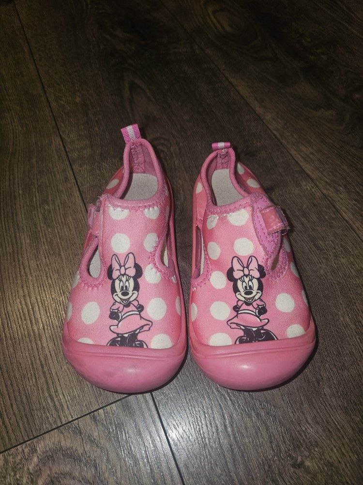 TODDLER SHOES 9C
