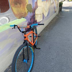 29 Inch Throne Goon Orange Palms