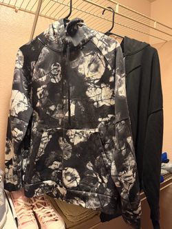 Nike Therma-Fit Training Hoodie Pullover Floral Black White