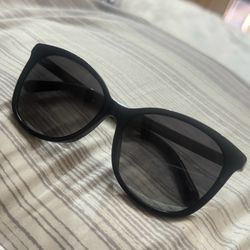 Black Coach gradient polarized sunglasses