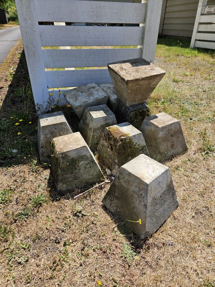 Cement Riser Blocks