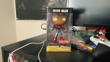 Iron man bobblehead