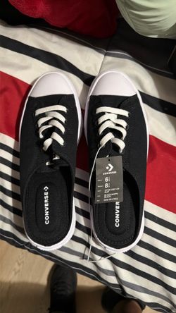 BNWT SLIP ON CONVERSE UNISEX