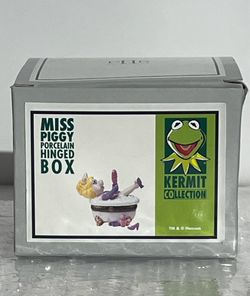 Miss Piggy PHB Porcelain Hinged Box with Shoe Trinket Midwest of Cannon Falls
