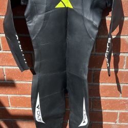 Triathlon Xterra Wetsuit Med/Lg  Great Condition 