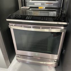 GE Profile Stainless Steel 30” Smart Slide-In Electric Convection Range With No Preheat Air Fry