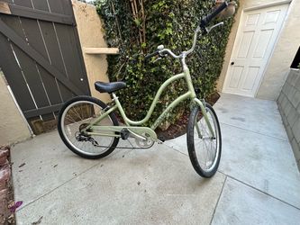 Electra Townie Cruiser Bike