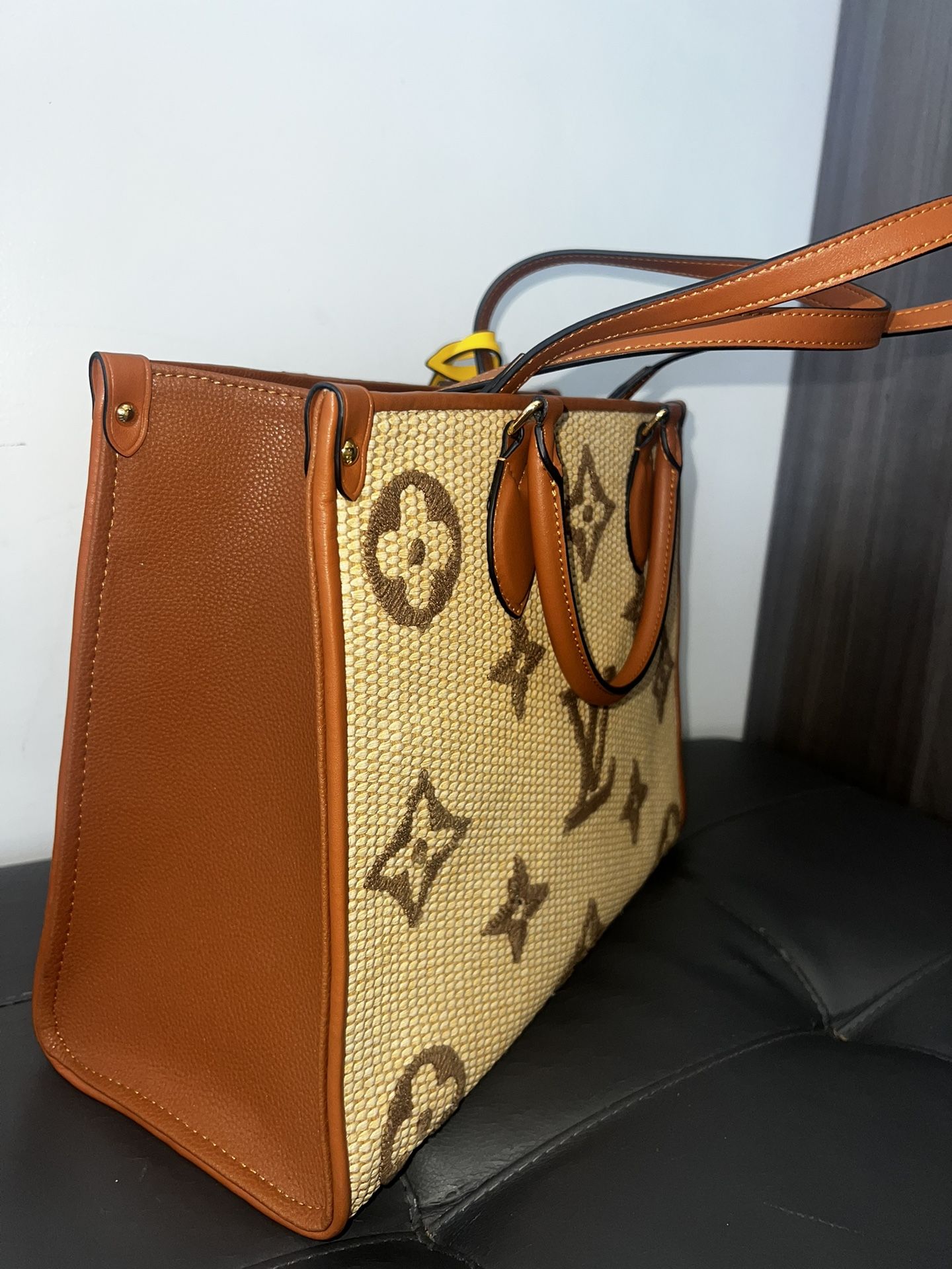 Louis Vuitton monogram Multicolor Pouchette for Sale in Delray Beach, FL -  OfferUp