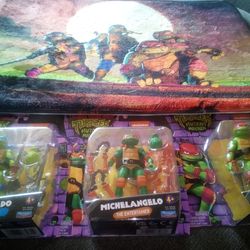 New TMNT figures Raphael, Micheangelo, Leonardo plus get the door mat for free