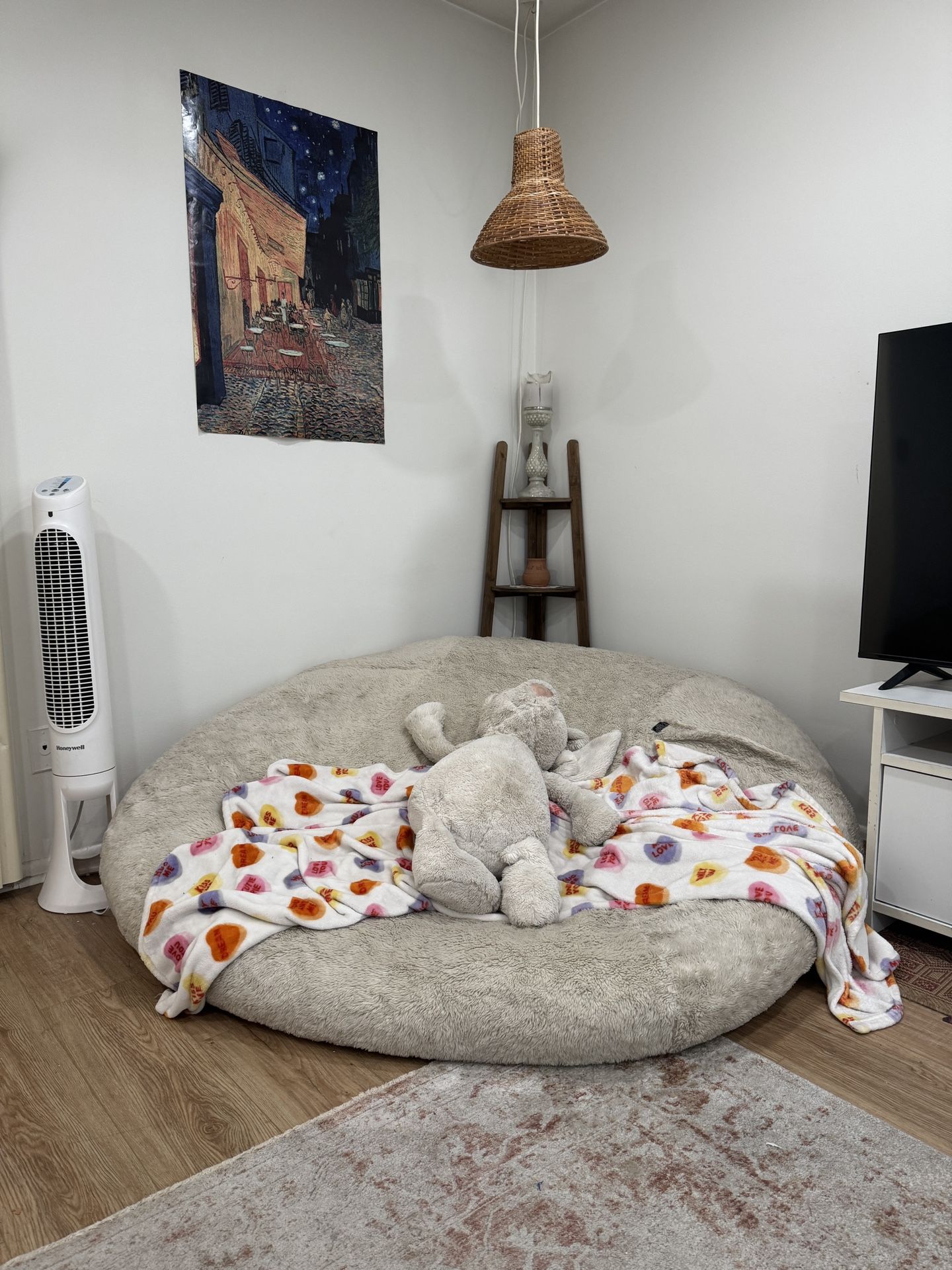 Lovesac Beanbag