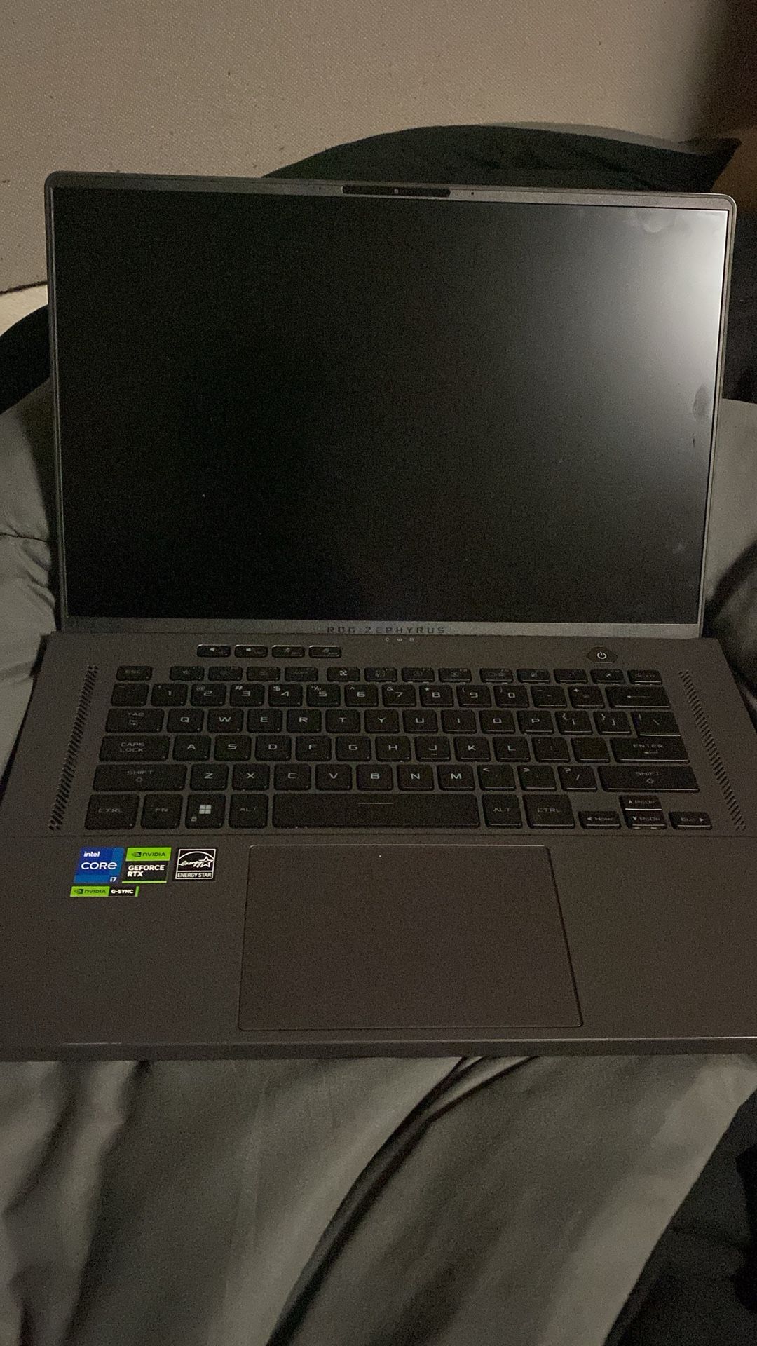 ROG zephrus G16