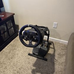Logitech G920 Racing Wheel and Stand
