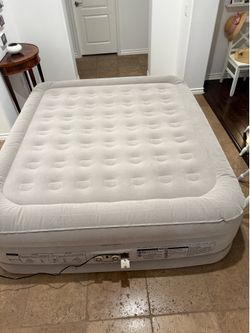 King Koil Air Mattress (King Size) Perfect Condition