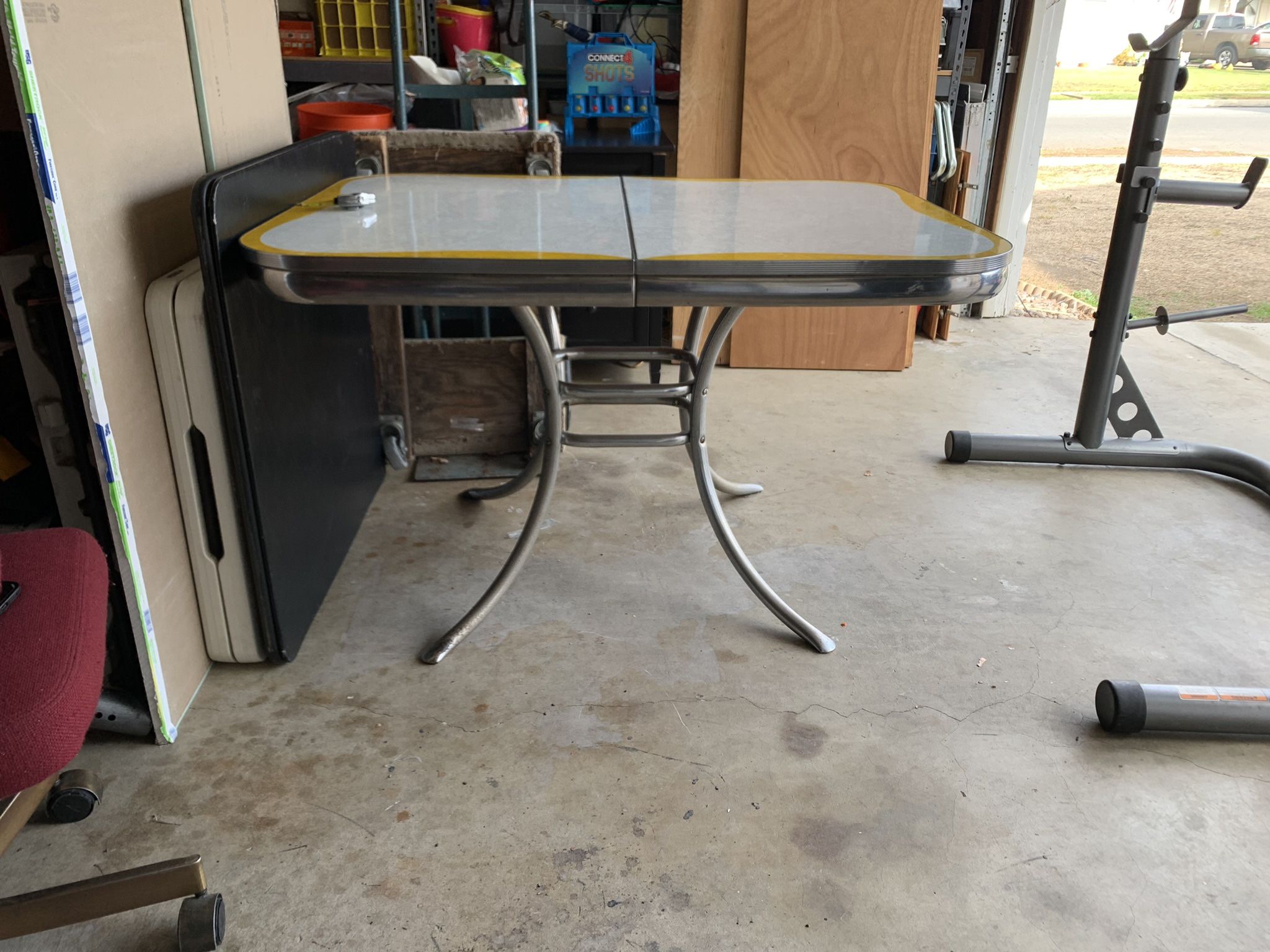 Vintage / Chrome / Kitchen Table 1950s or 1960s