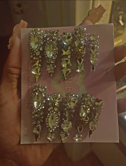 Long Stiletto 3D Rhinestone Silver Press On Nails