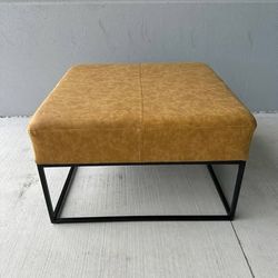 (Brand New, original $202)Square Coffee Table, Farmhouse Ottoman Coffee Tables for Living Room 17.5