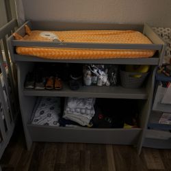 Diaper Changing Table 