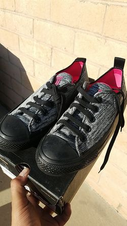 Women's converse size 6