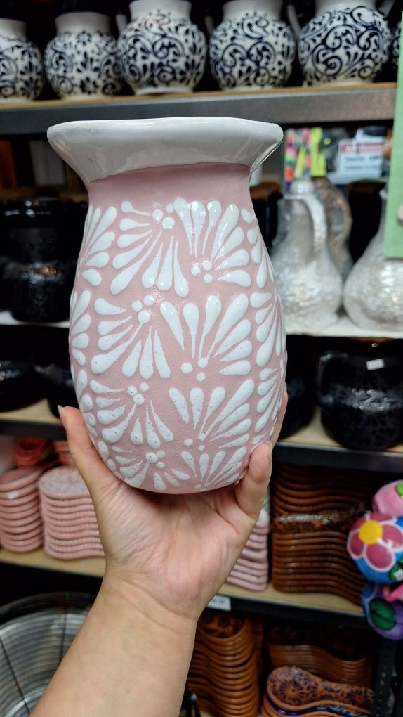 🩷Talavera Pink/white Flower Vase 🩷