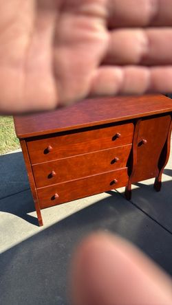 Cherry Wood 3-Drawer Dresser