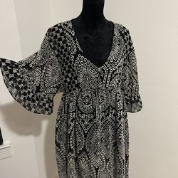 Akemi & Kin Anthropologie Size 4 Oversized Brooke Eyelet Dress
