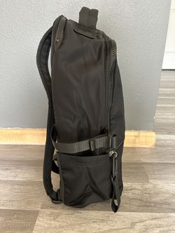 Lululemon Backpack New Crew Black New With Tags 22L for Sale in Johnston,  IA - OfferUp