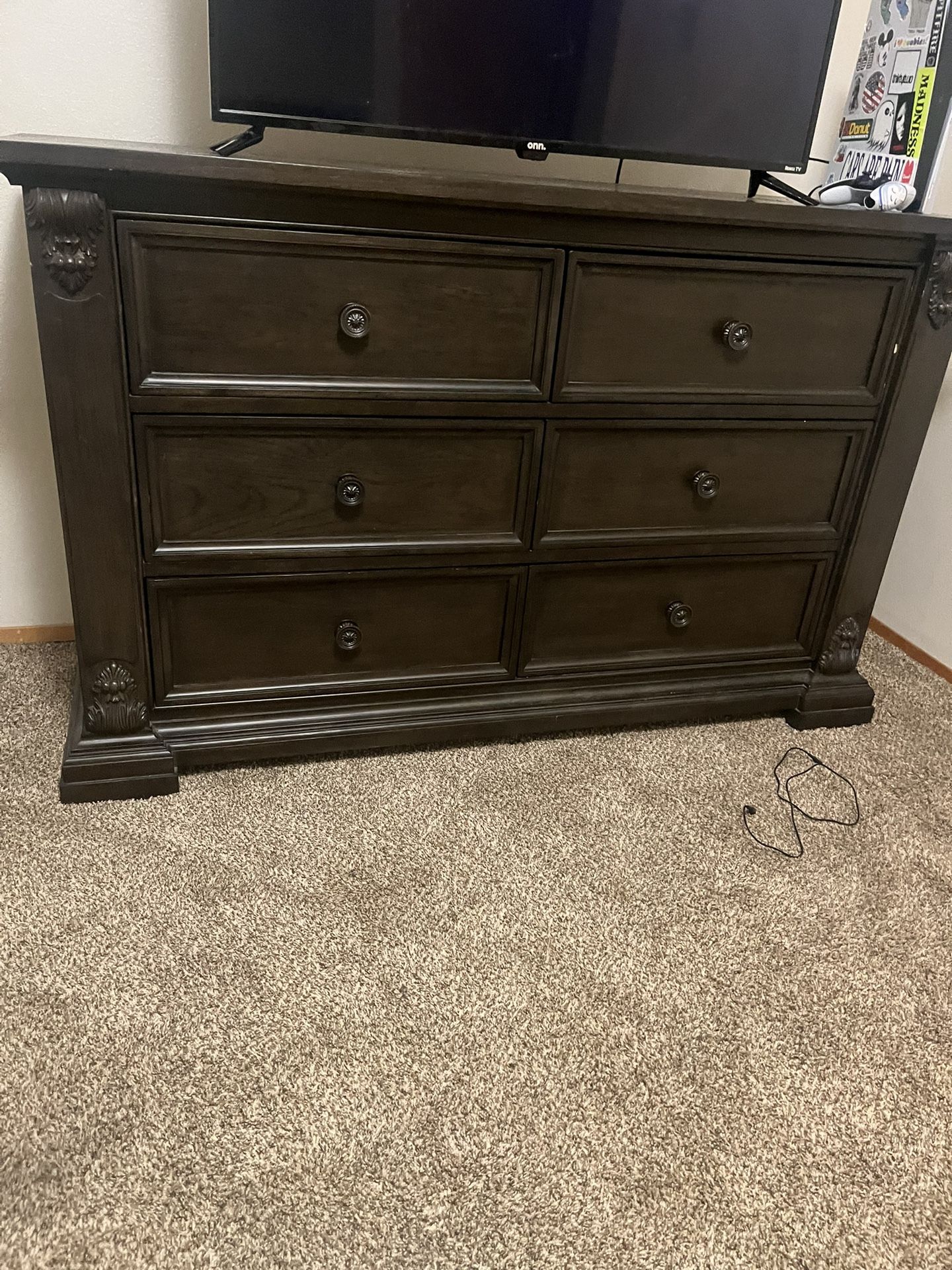 Custom Woodwork Dresser