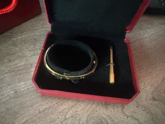 Gold women style bracelet Carter