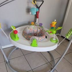 Baby Activity Jumper / Centro De Actividades Para Bebe
