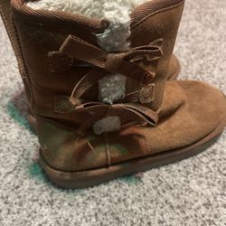 Uggs Size 2 