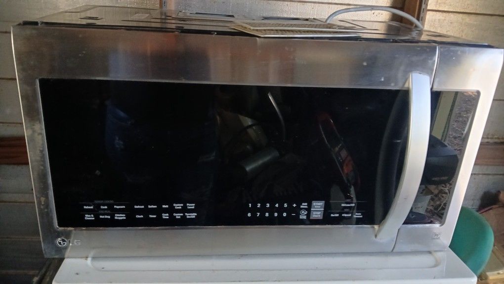 LG Microwave For Under Hood Of Stove