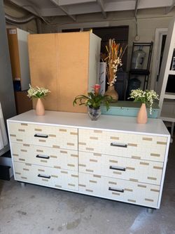 Dresser Drawers Works Well